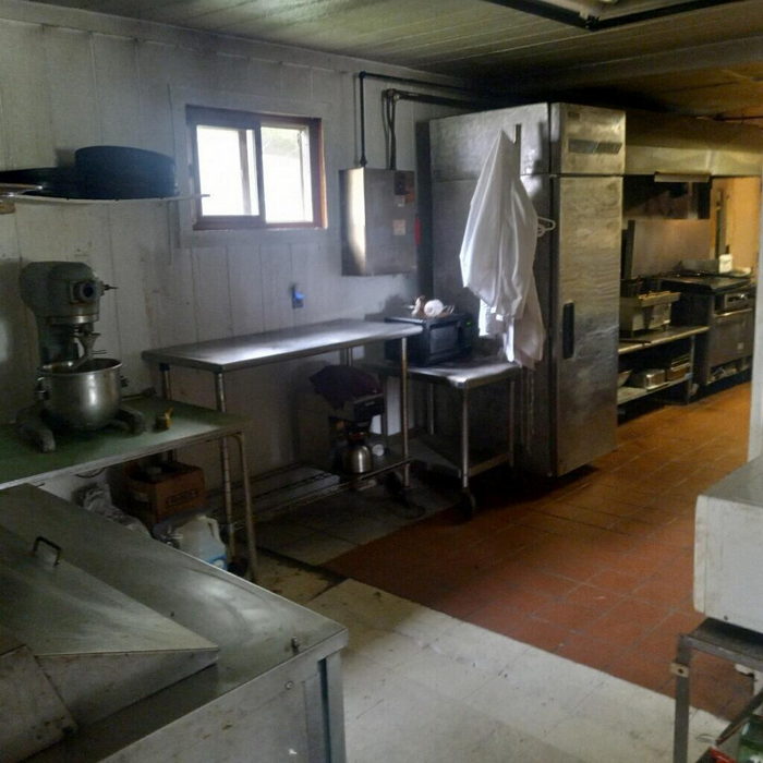 Johnny Bs (Italian Garden) - Real Estate Photo (newer photo)
